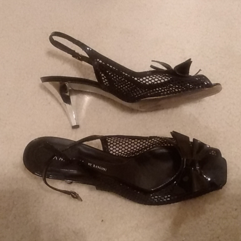 Shoes - Picture 2 of 7